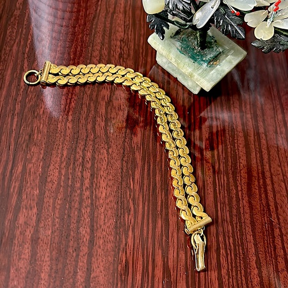🖤SUPER RARE💕💕1930s MONET JEWELERS bracelet